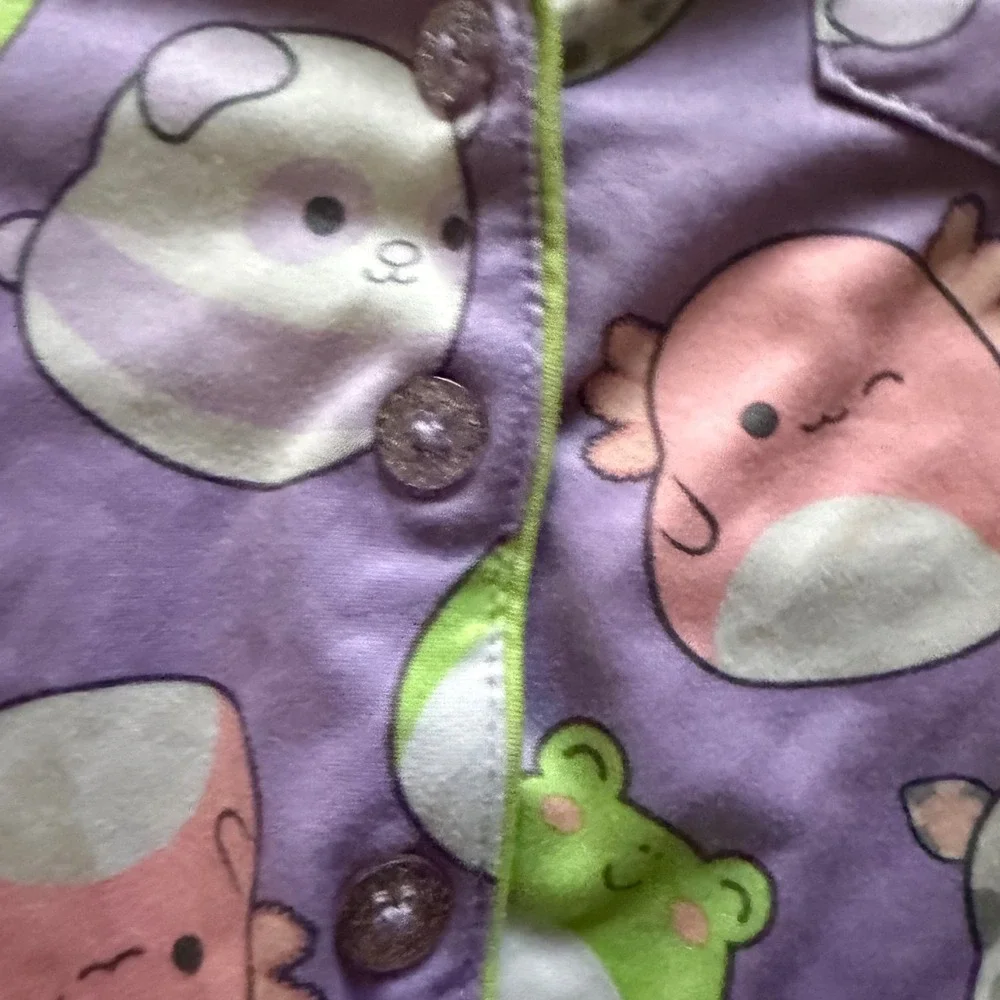 Squishmallows Girls Pajama Set XS 4/5 Boxy Top with Shorts & Gem Accent‎ Buttons